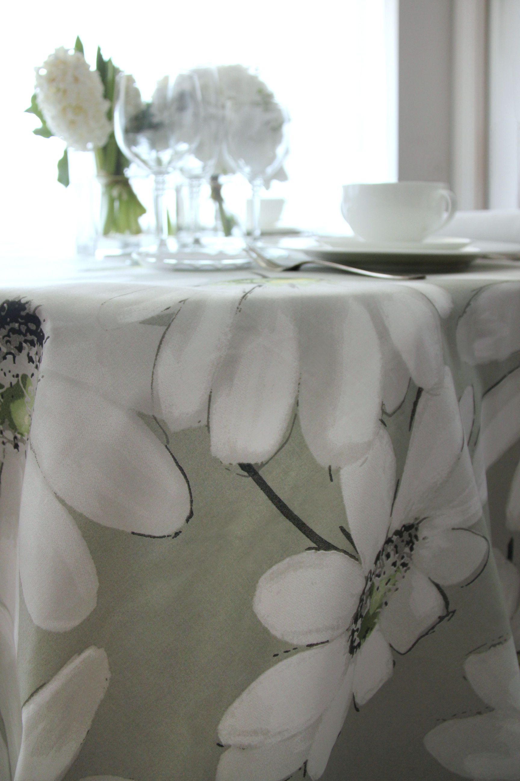 alquiler mantel Greta, para cualquier medida de mesa 350x350cm, para mesa redonda, para mesa rectangular, para mesa alargada, para mesa cuadrada, para mesa ovalada, para mesa alta