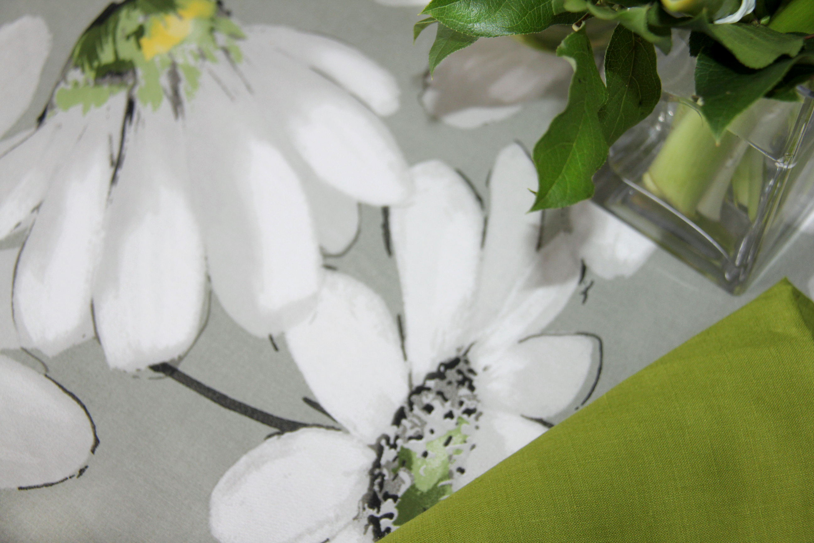 Alquiler de mantelerias y servilletas, múltiples combinaciones de color.