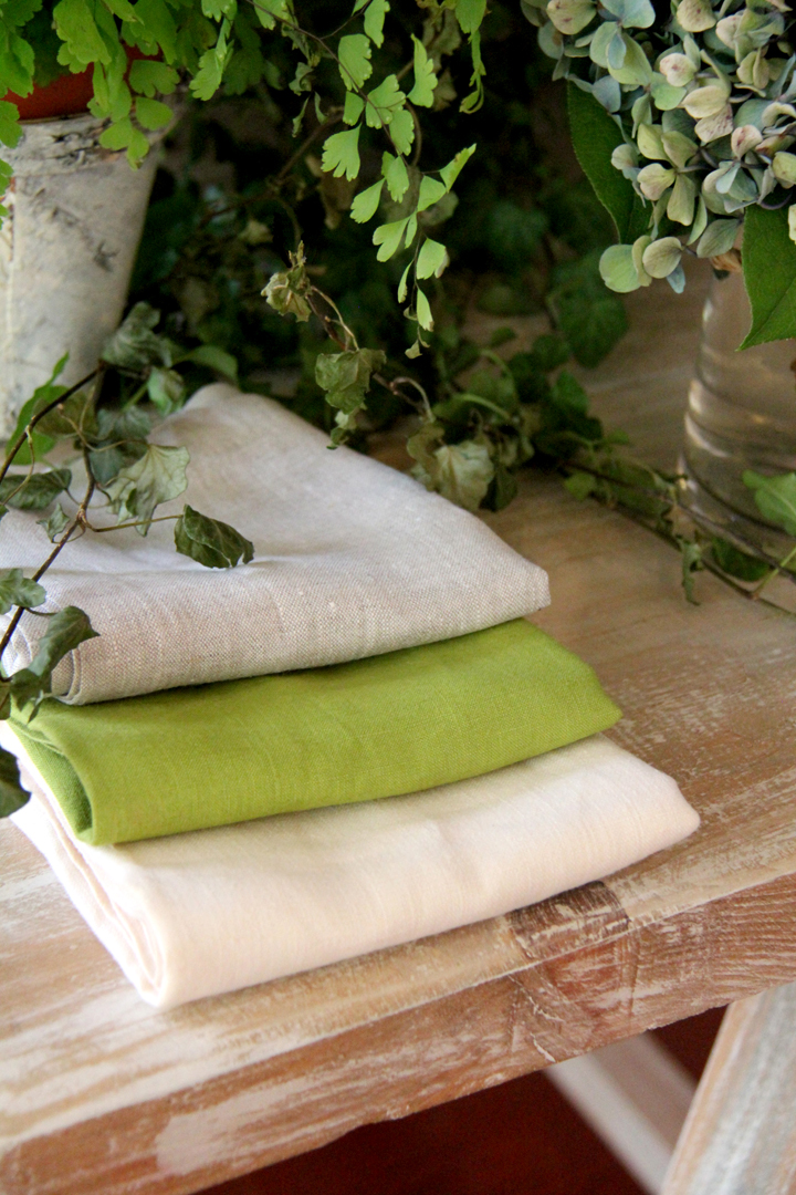 servilleta lino verde pistacho con mutitud de combinaciones con servilletas 100% lino: servilleta rosa fucsia, servilleta piedra, servilleta gris, servilleta azul turquesa, servilleta azul, servilleta vainilla y servilleta blanca